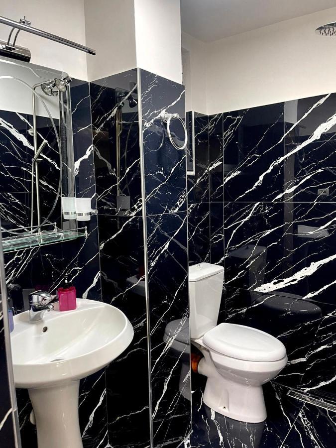 Guest House Dashi Gjirokastër المظهر الخارجي الصورة